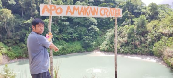 A hiker in Apo Amacan Crater in Mawab Davao de Oro