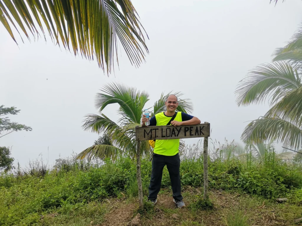 mt loay sta cruz davao del sur peak