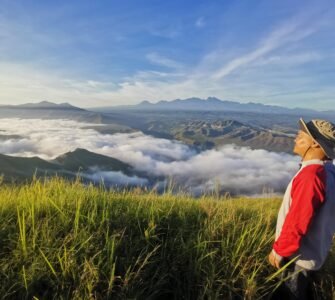Mt. Kulago Impasugong Bukidnon sea of clouds and sunrise at peak. Visited by Manakaay ug Bukid.