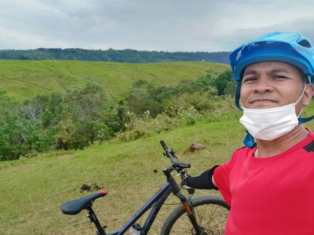 Grasslands going to Viper Peak in Toril Davao by mountain biking by Manakaay.