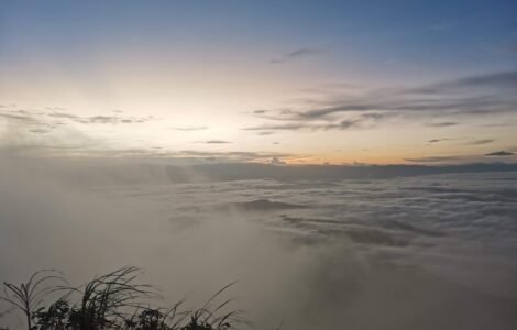 Mt. Alig Dagumbaan Bukidnon cotton balls sea of clouds. Visited by Manakaay ug Bukid.