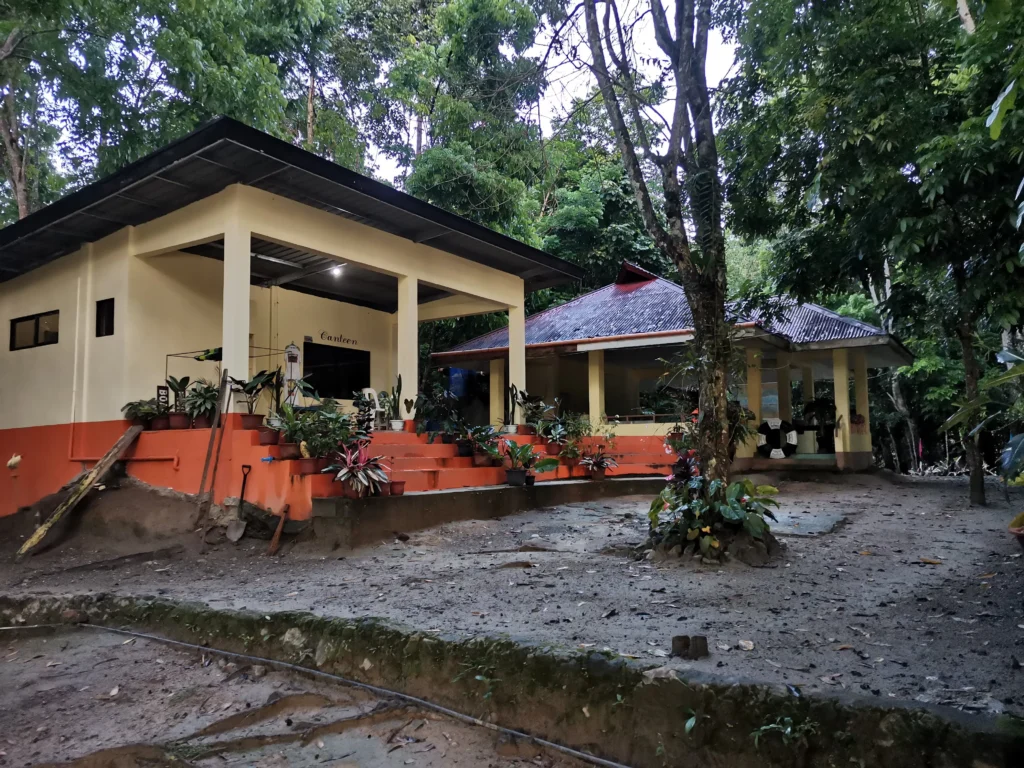lake leonard mawab davao de oro caretaker, store and multipurpose building