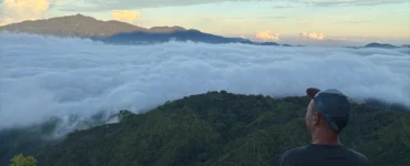 mt pinan-panan maragusan davao de oro early morning sunrise view of sea of clouds and mountain range