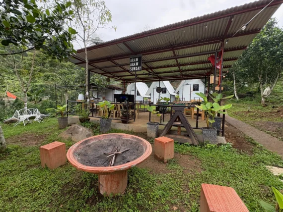 Araw Araw Sunday Family Camping Ground Baracatan Toril bonfire, recreation hall, camping grounds