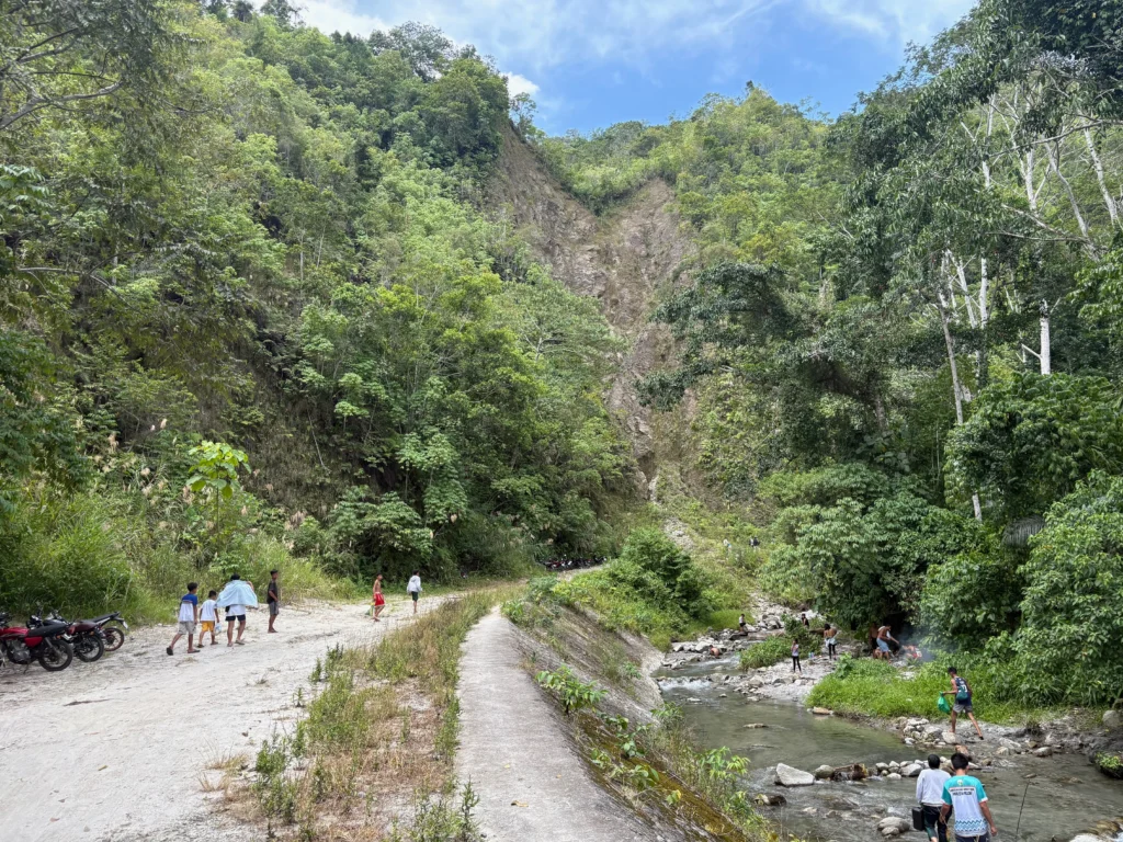 marangig falls maragusan davao de oro dike and trail to the falls