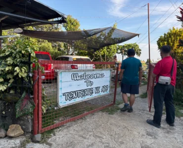 Tentsite ni Apo and Mulberry Farm Balutakay, Bansalan, Davao del Sur entrance and parking space